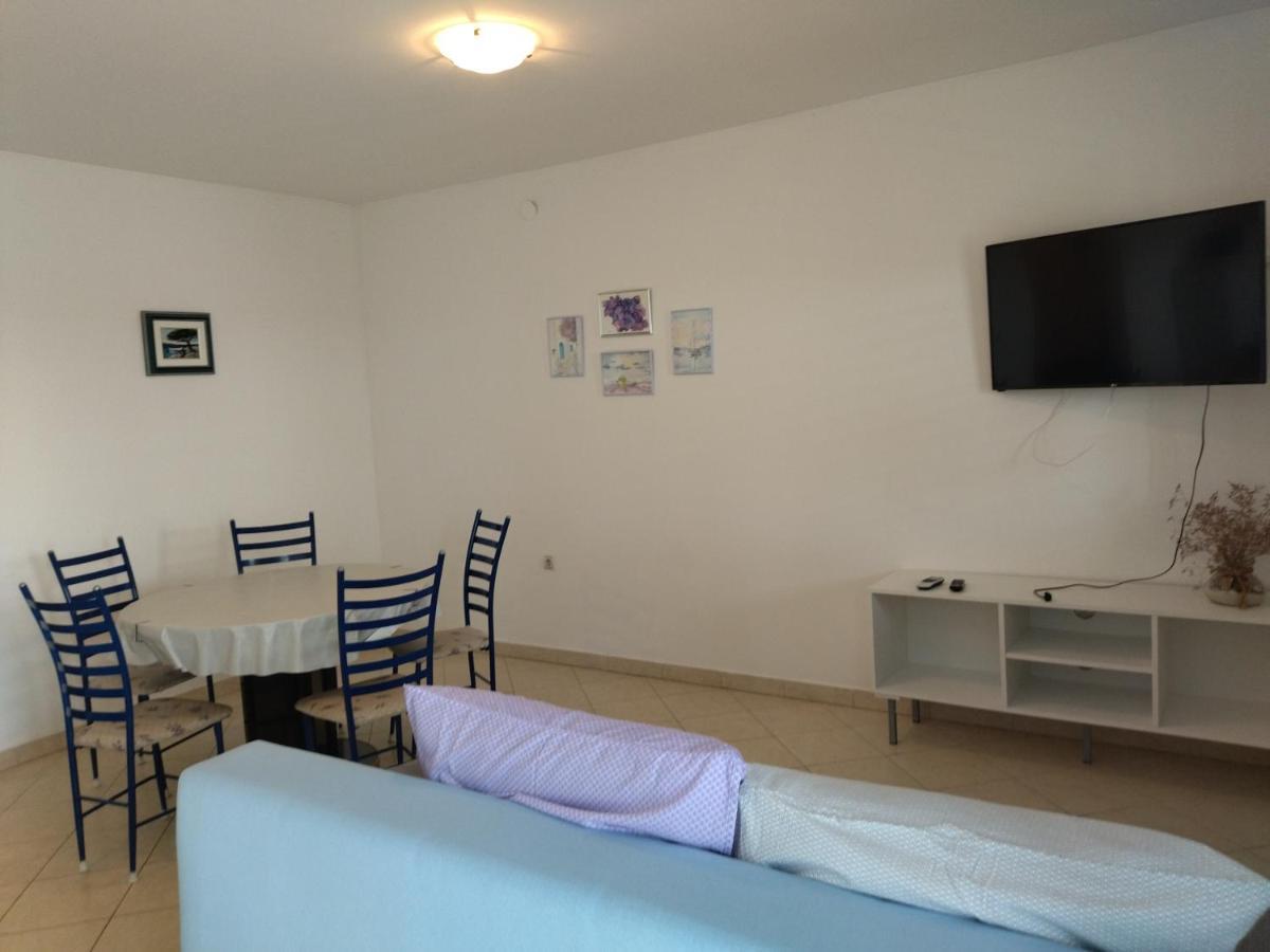 Appartement Apartman Cemeljic à Mandre Extérieur photo